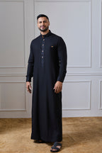 Black Jacquard Collar Thobe with Elegant Detailing | AN 2461