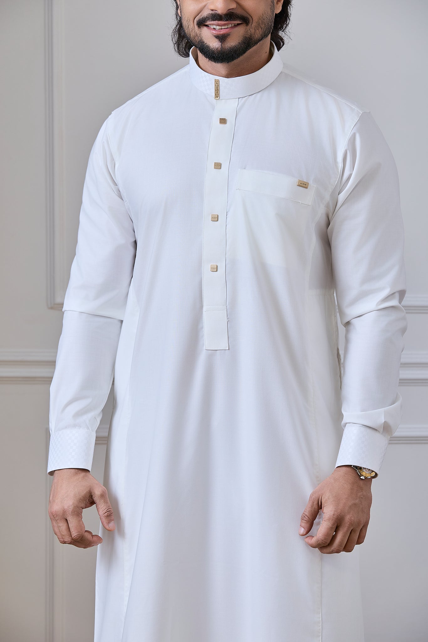 Cream Prestige Thobe with Contrast Collar & Cuff Detailing | AN 2323