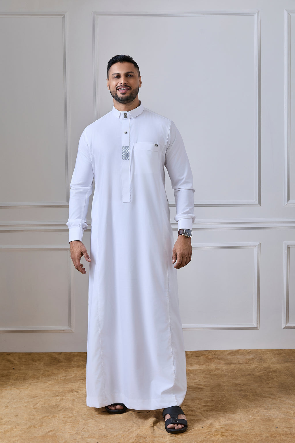 White Embroidery Thobe and Jubba for Men | AN 2450