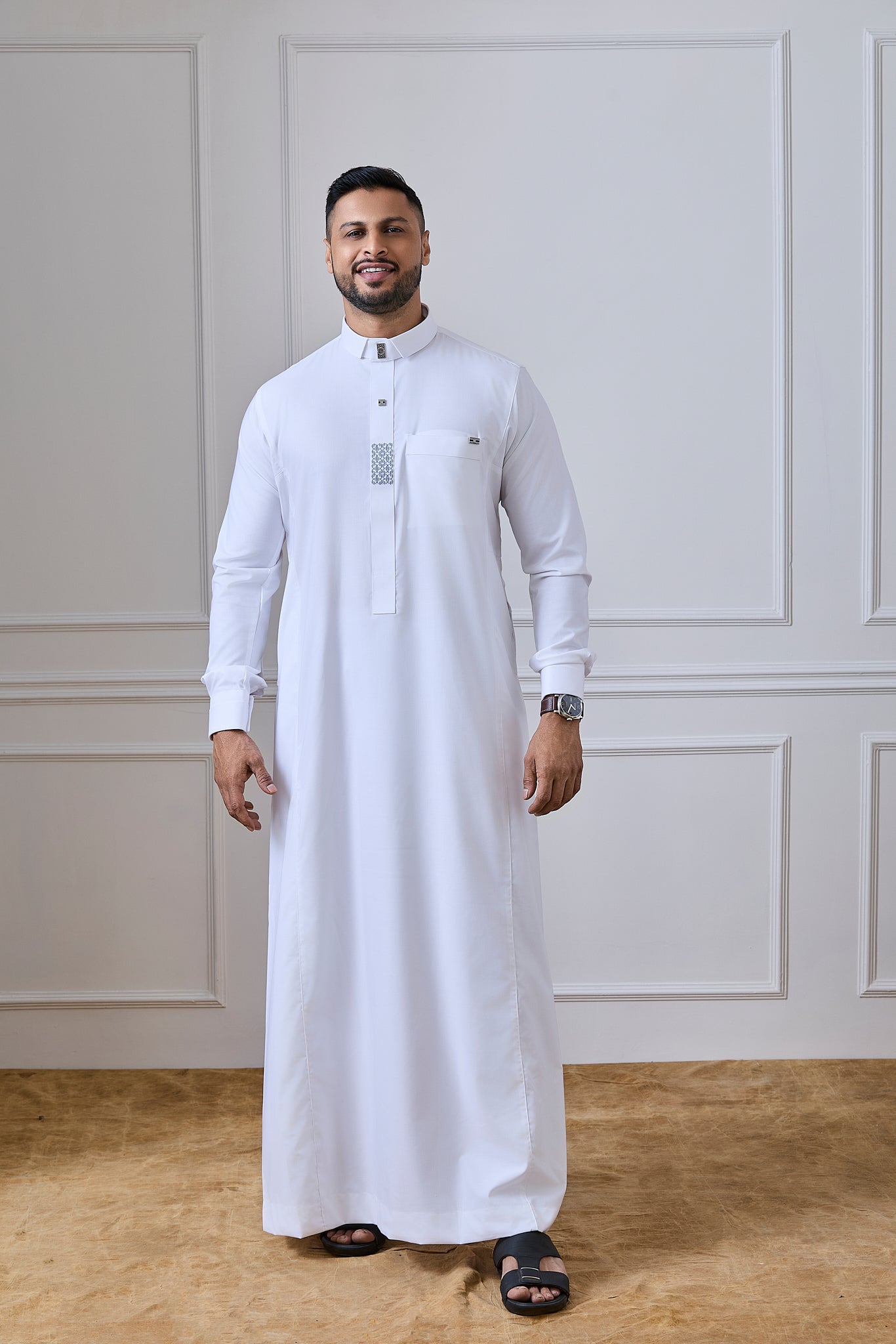 White Embroidery Thobe and Jubba for Men | AN 2450