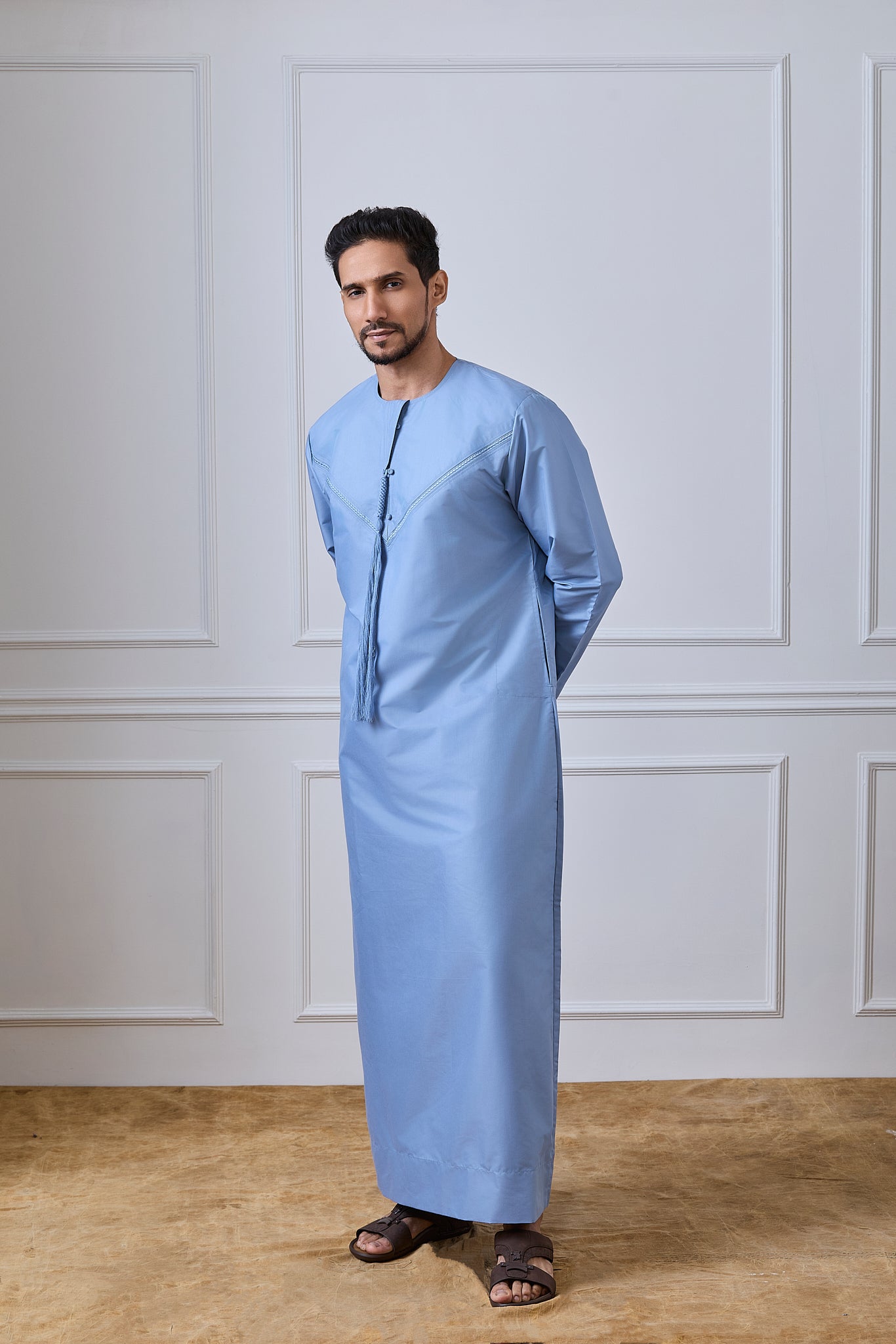 Light Blue Pleated Emirati Thobe | AN 2301