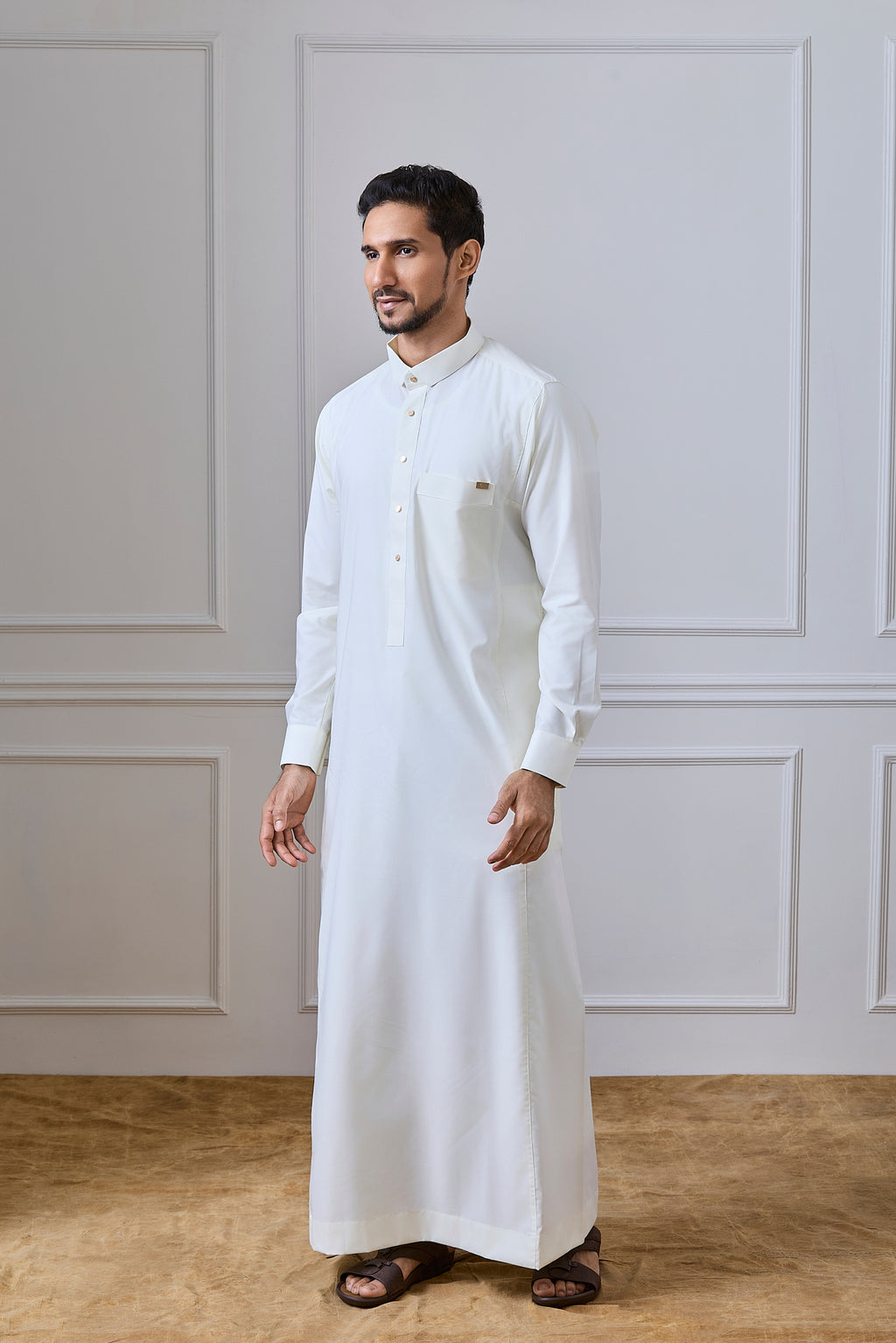 Cream Tuxedo Thobe | AN 1537