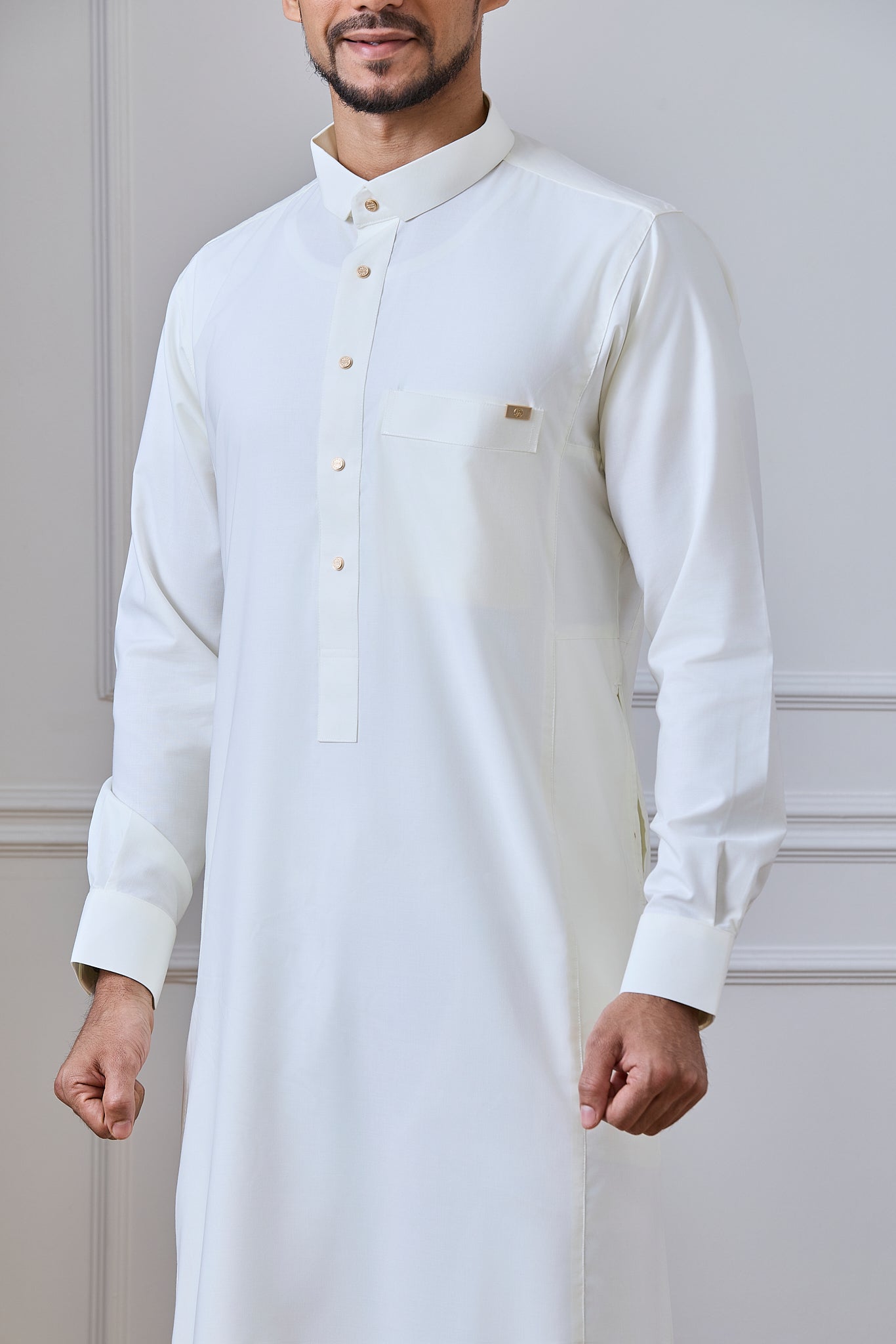 Cream Tuxedo Thobe | AN 1537