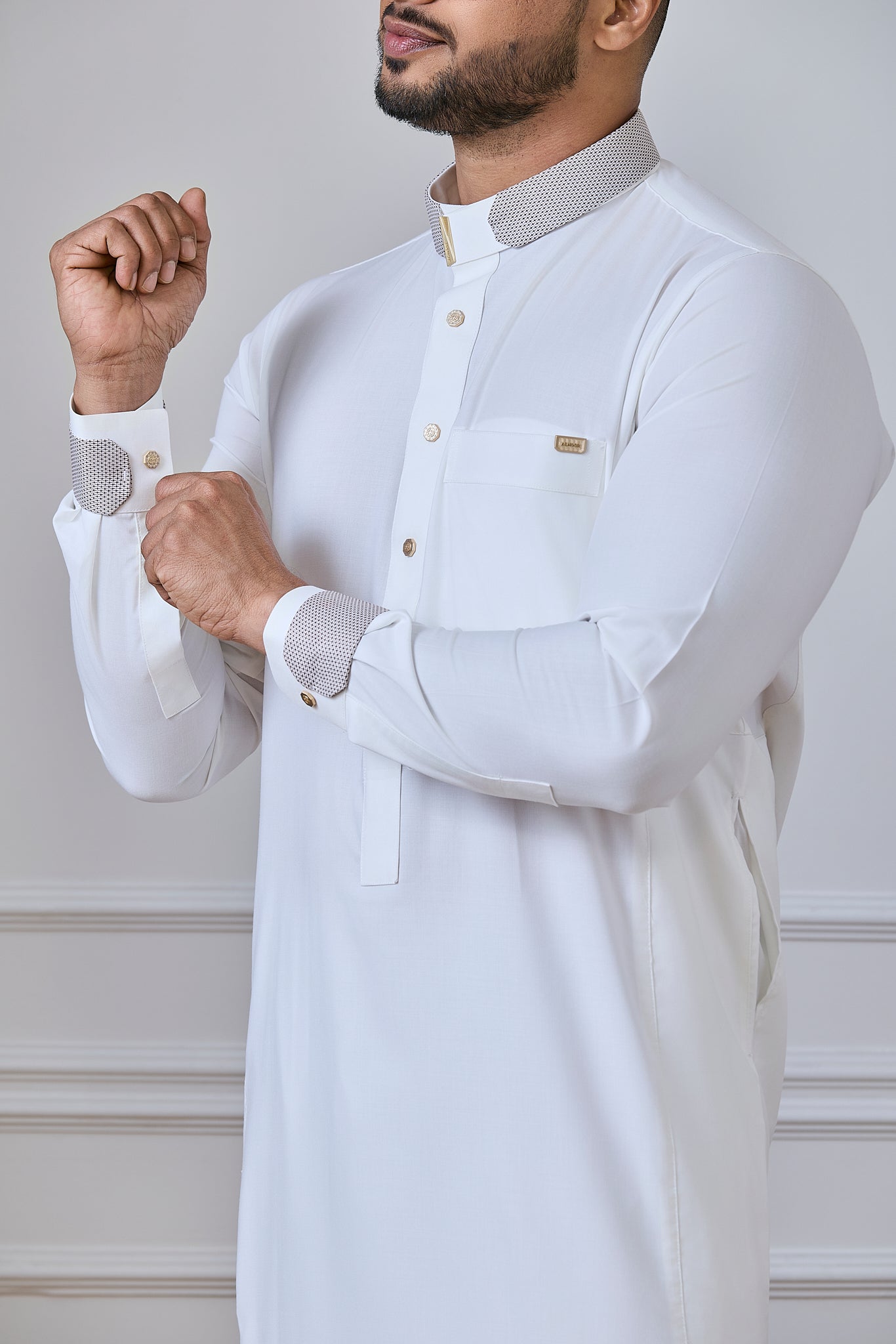 Cream Collar Thobe | AN 2327