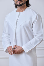 White Pleated Emirati Thobe | AN 1939