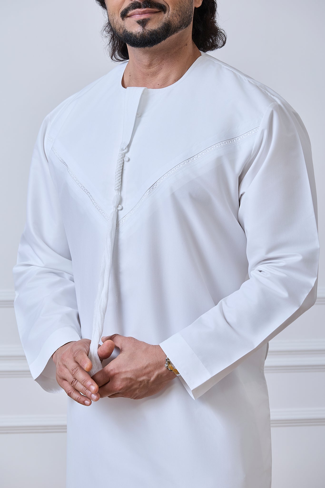 White Pleated Emirati Thobe | AN 1939