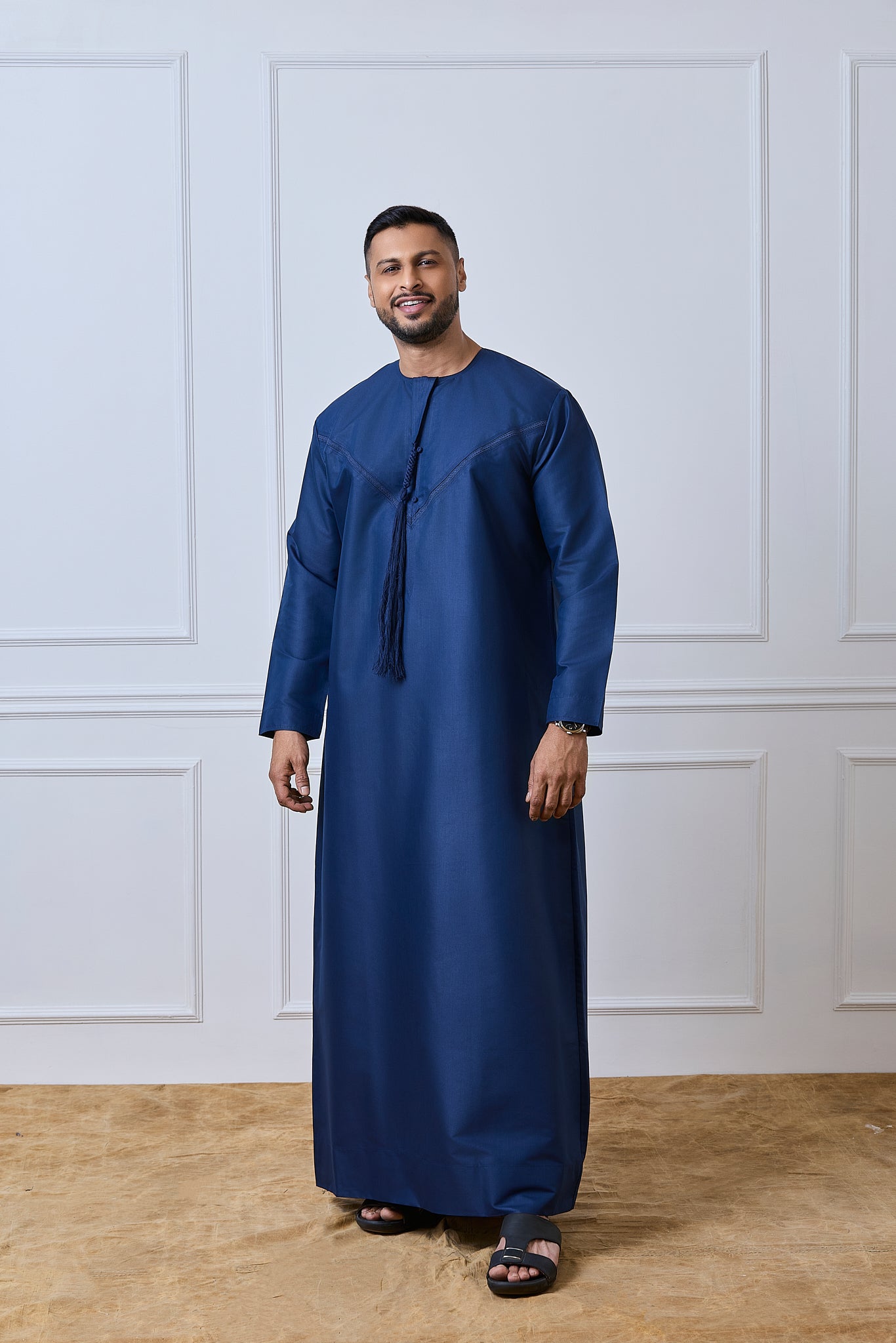 Blue Pleated Emirati Thobe | AN 2303