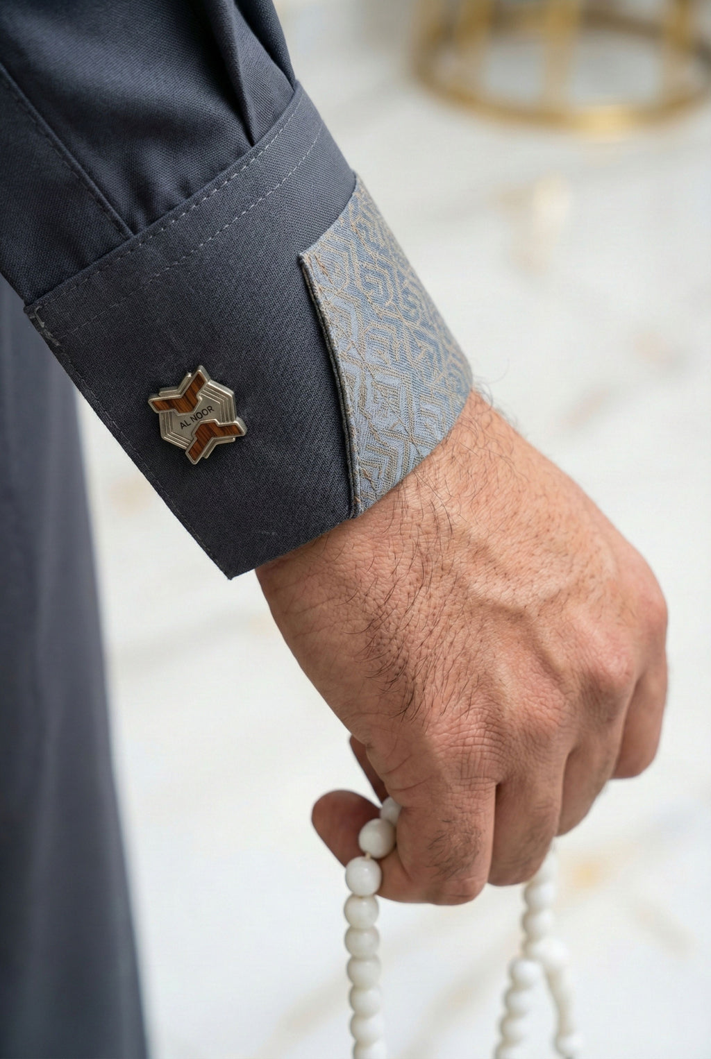 Signature Grey Thobe AC04